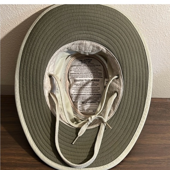 Tilley LTM6 Unisex Airflo Hat - Adult - 7 1/8 MEDIUM / Khaki Olive - Picture 10 of 16